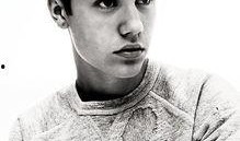 贾斯丁比伯最新爆料图片,揭秘私生活瞬间，网友热议不已！”