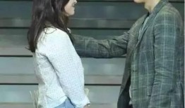 宋钟基宋慧乔最新爆料,甜蜜爱情背后的故事